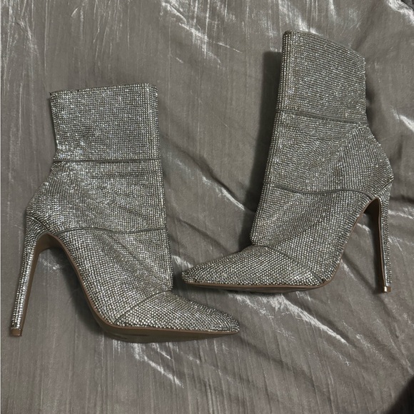 WINONA Steve Madden half calf rhinestone boots - Picture 5 of 6